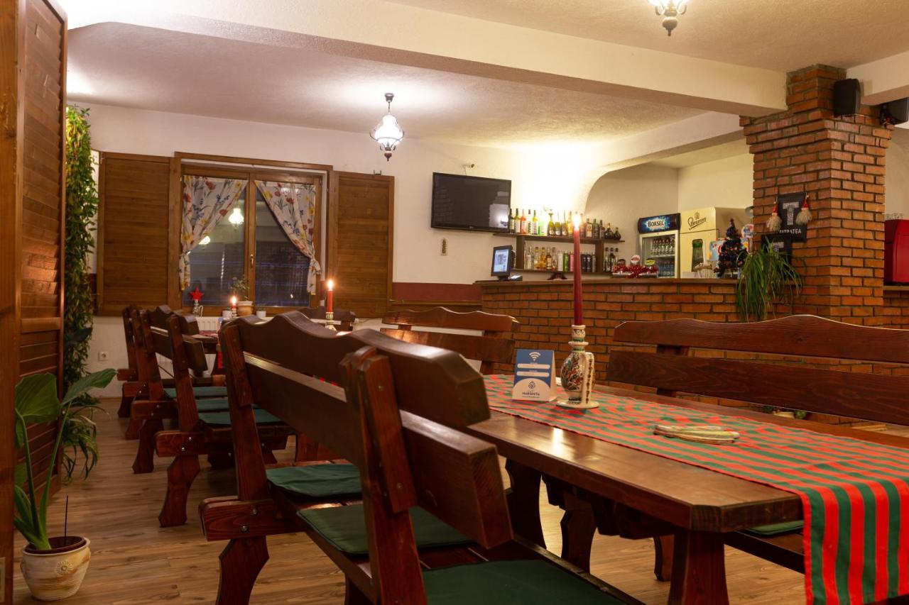 Pensiunea Si Restaurant Erdo 奥多尔黑塞库耶斯克 外观 照片